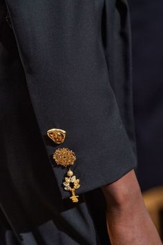 How To Have Style, Detail Couture, Fashion Fantasy, 2020 Runway, Couture Details, Black Suit