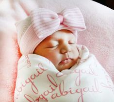 Your precious newborn will stand out with the cutest Bow in the Nursery! This Pink and White Newborn Hospital Beanie is perfect for your newborn. It has a Pink and White Bow for the perfect touch! Great for her first hospital pictures or to keep her warm and snuggly in the hospital and at home. Nothing fits better than the newborn hospital hats. Now you can have your own specialized just for you! <3 Hospital Grade <3 Latex Free <3 No pre -washing necessary <3 Single Ply <3 Made in Newborn Girl Hat, Newborn Socks, Newborn Hospital Hats, Hospital Pictures, Newborn Beanie, Newborn Hospital, Custom Bows, Newborn Hat, Cute Bows