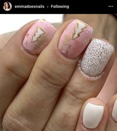 Christmas Nail Art, Mani Pedi, Holiday Nails, Pink Christmas, Winter Nails, Christmas Nails, Makeup Nails, Pink Nails, Nail Inspo