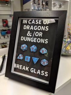 41 Fresh Pics Packed To The Brim With Cool - Funny Gallery Dnd Room, Geek Home Decor, Nerd Decor, Dnd Crafts, Nerd Room, Dungeons And Dragons Memes, Dnd Funny, Geek Decor, Dungeons And Dragons Game