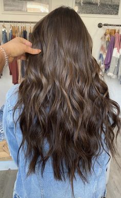 Brown Hair Without Highlights, Milk Chocolate Hair Color, Brown Hair Pale Skin, Highlights Brown Hair Balayage, Beauty Hair Color