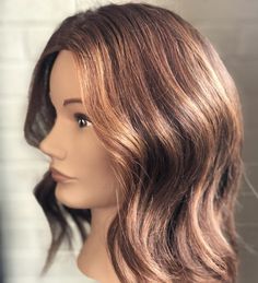 Keune is making it even easier to achieve natural placement with our new clay-based lightener – Freedom Blonde – perfect for free-hand techniques seen in this beautiful brunette balayage step-by-step! How To Balayage, Colored Hair Tips, Brunette Balayage, Hair Color Streaks, Beautiful Brunette, Beach Wave, Spring Hair