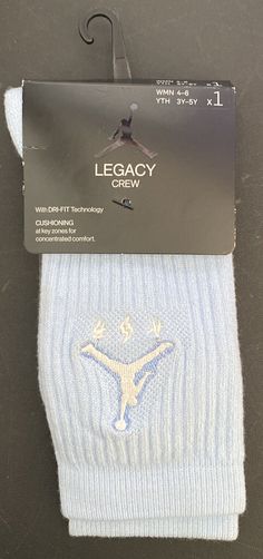 Nike Air Jordan J Balvin Legacy Crew Socks (1 Pack) Size M (6-8) Green New. Casual Nike Breathable Socks, Casual Breathable Nike Socks, Nike Casual Breathable Socks, Nike Sporty Blue Socks, Sporty Blue Nike Socks, Nike Blue Sporty Socks, Jordan Socks, Cute Basketball Socks, Blue Winter Sports Socks