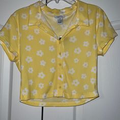 From Rue 21, Never Worn (Brand New With Tags) Size Is A Medium And Tight Fitted Yellow Collared T-shirt For Summer, Yellow Collared Summer Tops, Yellow Collared Top For Summer, Trendy Yellow Collared Tops, Fitted Yellow Summer T-shirt, Fitted Yellow T-shirt For Summer, Cute Yellow Summer Tops, Yellow Short Sleeve Tops For Summer, Yellow Fitted Short Sleeve Shirt