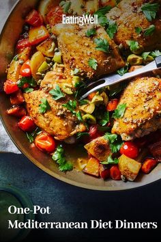 one pot mediterranean diet dinner with chicken and vegetables