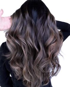 Melissa Maloney| Balayage Edu on Instagram: “Cool-ish 😎 Brunette⁣ Check out the formula 👇🏻⁣ ⁣ I LOVE working with super dark brunettes 🖤 and when we’re working with cool tones it is…” Ash Brown Hair Ideas, Brown Sombre, Hair Ash Brown, Cool Tone Brown Hair, Ash Brown Hair Balayage, Ash Balayage, Brown Hair Trends, Sombre Hair, Brown Hairstyles