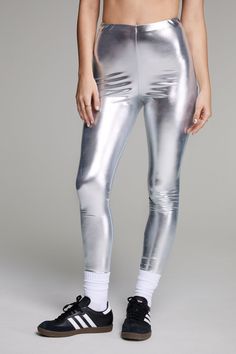 You're shining. Our high shine leggings will have you feeling party ready, with their unique silver colorway and a comfortable high waistline and bodycon fit. Pairs well with your favorite going out top and dancing under disco balls. High Shine Silver Leggings Comfortable High Waist Unique Silver Colorway Stellar Bodycon Fit Opaque Fabric Model wears a size M (US size 6/UK size 10). Silver Leggings, Oasis Fashion, Disco Balls, Fashion Face, High Waisted Leggings, Nice Dresses, Going Out, Fashion Beauty, High Waisted