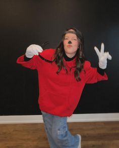 Max Good Costume, Max From A Goofy Movie, Roxane And Max Costume, Short Red Hair Costume Ideas, A Goofy Movie Costume, Max And Roxanne Costume