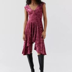 Urban Outfitters Silence + Noise Dress Crushed Velvet Raspberry Handkerchief Hem Brand New! Color Raspberry Size M Ob1842388 Product Sku: 86149572; Color Code: 062 Short Sleeve Uo Mini Dress In A Luxe Velvety Fabric. Slim-Fitting Style With A V-Neckline And A Swingy Skirt Cut Shorter In The Middle. Complete With A Mini Button Placket At The Front. Features - Velvety Uo Mini Dress - Fit & Flare Silhouette - V-Neckline - Uo Exclusive Content + Care - 94% Polyester, 6% Spandex - Machine Wash - Impo Velvet Mini Dress With Jacket, Raspberry Velvet Dress, Cheap Urban Outfitters Evening Mini Dress, Wilfred Daydreamer Mini Dress, Crushed Velvet Dress, Handkerchief Dress, Velvet Clothes, Velvet Shorts, Dress Rental