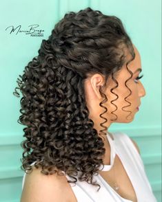 Curly Bridal Hair, Curly Prom Hair, Curly Hair Updo, Short Curly Wigs, Natural Curls Hairstyles, Hairdos For Curly Hair, Wedding Hair Clips