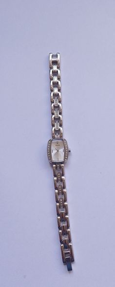 Vintage Silver tone with clear stones Ladies dress Accurist wristwatch, keeps good time and in nice condition16.5CM strap & watch length. Vintage Watch Chaika, Silver Vintage Watch, Lady Watches, Vintage Watches Women, Vintage Lady, Jewelry Lookbook, Ladies Dress, Clear Stone, Women Wrist Watch