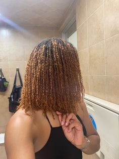 Curly Micro Locs Hairstyles, Honey Blond Micro Locs, Microlocs Curly Ends, Cornrows On Microlocs, Microlocs Inspiration, Locs Color