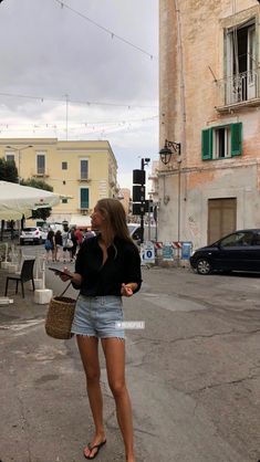 European Fashion Summer, European Summer Outfits, Europe Outfits, Italy Outfits, Mode Casual, Euro Summer, Europe Summer, Italian Summer, Mode Inspo