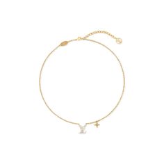 LV Iconic Necklace S00 - Women - Fashion Jewelry | LOUIS VUITTON ® Louis Vuitton Necklace, Luxury Gifts For Women, Designer Necklace, Louis Vuitton Official, Luxury Gifts, Fashion Jewellery, Jewellery Collection, Necklace Silver, Necklace Designs