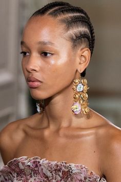 Afro Braids, Crown Art, Fashion Week Spring 2020, Pelo Afro, Elegant Hair, Girls Braids, Afro Hair, Natural Hair Braids