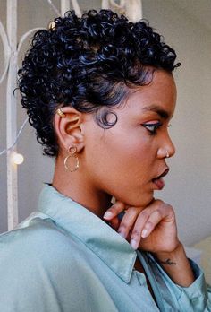 3c Curly Hair, Curly Hair Trends, Short Natural Curly Hair, Curly Pixie Hairstyles, Curly Pixie Haircuts, Natural Hair Cuts, Natural Hair Short Cuts, Short Sassy Hair, Short Curly Haircuts