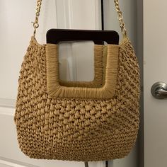 Very Cute Well Made Straw Shoulder Bag! Nwt. Has Wooden Handles And Nicely Lined Inside. One Compartment Summer Beige Bag With Chain Strap, Summer Beige Shoulder Bag With Chain Strap, Beige Bags With Chain Strap For Summer, Beige Bag With Chain Strap For Summer, Beige Shoulder Bag With Chain Strap For Summer, Beige Chain Strap Shoulder Bag For Summer, Vacation Crossbody Bag With Chain Strap, Summer Shoulder Bag With Chain Strap And Top Handle, Summer Top Handle Shoulder Bag With Chain Strap