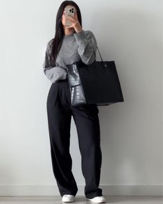 Psychologist Outfit, Office Wear Outfit, Smart Casual Work Outfit Women, Look Zara, Casual Office Wear, Uni Outfits, Stylish Work Attire, Corporate Outfits, Business Casual Outfits For Work