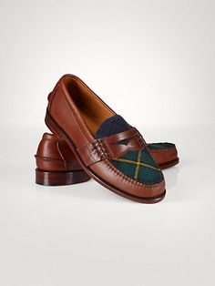 Country-Grain Edric Loafer - Casual Shoes - RalphLauren.com Polo Ralph Lauren Dress, Gentleman Shoes, Lauren Brown, Ralph Lauren Dress, Club Monaco, Mens Fashion Shoes, Stylish Shoes, Penny Loafers