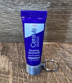 Are you looking for a small and handy keychain to simplify your everyday life? Then you will fall in love with our 3D-printed CeraVe healing ointment keychain! This handmade and customizable lip ointment holder keychain is a real highlight and a trustworthy companion that you don't want to miss out on! Perfect for anyone who easily looses small items or forgets to take their beauty essentials with them before leaving the house. So what are you waiting for? Treat yourself to a handy tool or surpr Cerave Healing Ointment Lip Balm, Healing Ointment Cerave, Lip Ointment, Cerave Healing Ointment, Chapstick Keychain, Healing Ointment, Keychain Personalized, Bestie Gifts, She Girl