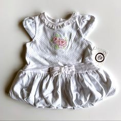 Nwt Little Me Baby’s 100% Cotton Floral Stitched Dress. Size 6 Months. Dress Is Solely On Offer; Coordinating Bloomers Are Not Included. Brand New With Tags. White Fitted Dress For Playwear, Spring White Playwear For Babies, White Cotton Dress For Playtime, White Cotton Dresses For Playtime, Girls Dress Pants, Plaid Overall Dress, Pink Baby Dress, Quilt Dress, Girls Black Dress