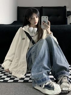 Korean Street Fashion Fall, Korean Haircut Women Short, Spring Outfits Male, Acubi Modest Outfits, Korean Street Style Aesthetic, Korean Streetwear Fashion Women, Peony Aesthetic, Korean Street Wear, Trending Streetwear