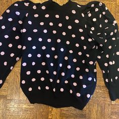 Bnwt Who What Wear Black Sweater With Very Light Pink/Lavender Polka Dots And Puff/Princess Sleeves Size Xxl Pink Puff Sleeve Tops For Winter, Pink Puff Sleeve Tops For Fall, Black Puff Sleeve Tops For Winter, Pink Stretch Tops With Puff Sleeves, Pink Puff Sleeve Stretch Tops, Very Light Pink, Princess Sleeves, Pink Lavender, Black Sweater