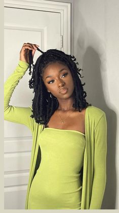 Summer Twists For Black Hair, Mini Marley Twists, Spring Twist Hairstyles, Short Marley Twists, Mini Twists Natural Hair, Marley Twist Hairstyles, Twisted Hair