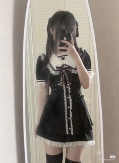 Vkei Outfits Fem, Jirai Kei Outfits Casual, Jirai Kei Clothes, Ryosangata Outfit, Dark Girly Outfits, Black Kawaii Outfits