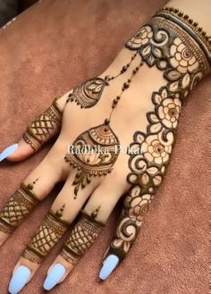 henna designs for hands and feet