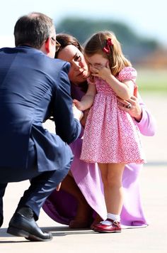 Germany Pictures, Düşes Kate, Princesa Charlotte, Prince William Family, William E Kate, Princesa Real, Cambridge Family, Kate Middleton Prince William, Elisabeth Ii