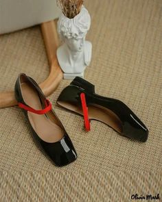 Olivia Mark - Colorblock Chunky Mary Jane Shoes with Square Toe Chunky Mary Jane Shoes, Zapatos Mary Jane, Square Toe Heels, Low Heel Sandals, Mary Jane Heels, Jane Shoes, Toe Designs, Mary Jane Shoes, Olivia Mark