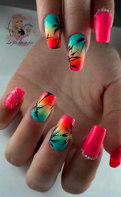 Vacation Nails Jamaica, Tropical Ombre Nails, Nail Art Fluo Summer, Red And Turquoise Nails, Ibiza Nails Summer, Bahama Nails, Carribean Nails, Mexico Nails