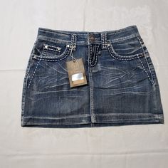 Nwt Jz Jeans Denim Skirt Size Medium, Measures 13" Long, 14" Waistline, 18" Hips Approx., No Pets Or Smoke Home. Cheap Y2k Denim Skirt For Spring, Denim Skirt Outfit Ideas, Y2k Jean Skirt, Black Denim Skirt Outfit, American Eagle Black Jeans, Denim Skirt Outfit, Royal Blue Skirts, Yellow Mini Skirt, Skirt Outfit Ideas