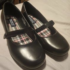 Girls French Toast Black Mary Jane Dress Shoes, Size 3 Velcro Strap With Faux Button Rubber Soles New Without Tags, Never Worn. Smoke-Free Home *Bundle With Other Girls' Shoes Or Clothes In My Closet For A Discount!* Mary Jane Dress, Oc Clothes, Kids Dress Shoes, Black Mary Jane Shoes, Sparkly Sandals, Black Oxford Shoes, Brush Art, Girls Dress Shoes