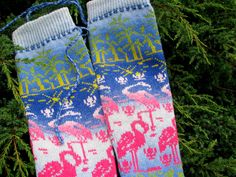 Flamingos Knit high socks Knitted wool socks leg varmest is knitted from wool of high quality kauni. high very nice and warm socks. your feet will be happy. Wonderful high Norwegian Socks excellent quality. In the evening around the campfire in the mountains, fishing in the woods or at home - the legs will be warm and comfortable. Do not forget to specify the desired size and color. Thank you for visiting my store. Take a look at my second store https://www.etsy.com/shop/PonchoShawlScarves?ref=l Leg Warmers Knit, Knit Wool Socks, Socks Christmas, Socks Gift, Winter Socks, Warm Socks, Wool Socks, Christmas Socks, Dress Socks