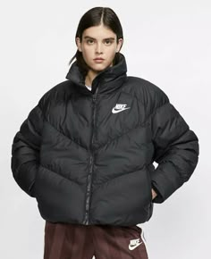 NIKE Sportswear Synthetic Fill Puffer Jacket Womens Size XL Black CD4216-010. Condition is New with tags- does have 3 pulls on back neck from store sensor. No holes. Never worn. Sold as is. Style Tomboy, Nike Puffer Jacket, Nike Sportswear Women, Women's Windbreaker, Jacket Nike, Taffeta Fabric, Statement Jacket, Black Puffer Jacket, Nike Store