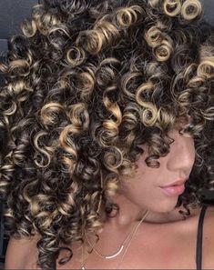 How to Dye Your Hair at Home Is Trending, According to Google Hazelnut Brunette, 30 Hair Color, Money Piece, Creamy Blonde, Colored Curly Hair, Natural Curls Hairstyles