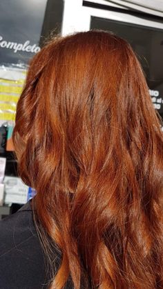 Red Hair Dark Roots, Red Hair Pictures, Pretty Red Hair, Extra Long Hair, Dyed Natural Hair