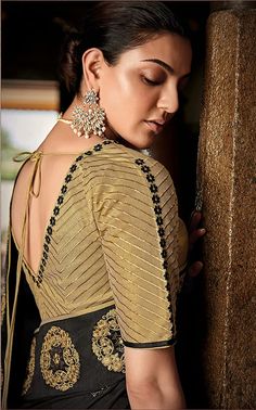 One Piece Dress Of Saree, Different Blouse Designs For Silk Saree, Soft Silk Saree Blouse Designs, Saree Colours, Blouse Neckline, Blouse Designs High Neck, Model Blouse, Blouses Designs