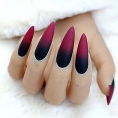 Red And Black Ombre Nails Maroon Ombre Nails, Easy Halloween Nail Designs, Cute Halloween Nail Designs, Marilyn Nails, Sugar Skull Nails, Easy Halloween Nails Design, Black To Red Ombre, Black Ombre Nails, Halloween Nail Ideas