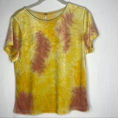 Free People Bright Eyes Velvet T-Shirt Brand New W/ Tags Attached-Flawless Color-Sunshine Combo Size-Large Msrp $58 Details: Roomy Fit Crewneck Tie-Dyed Velvet Finish Polyester/Viscose Machine Washable Pit To Pit-19in Length-21in Velvet Tshirt, Velvet T Shirt, T Shirt Brand, Bright Eyes, Shirt Brand, Tie Dyed, Yellow Orange, Orange Yellow, Free People Tops