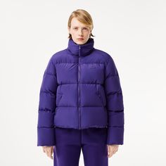 Warm. Easy to fold. Functional. With added Lacoste style. An essential signature down jacket, with impeccable details. Canada Fashion, French Elegance, Puffer Jacket Women, Crocodiles, Modern Outfits, Accessories For Men, Padded Jacket, Puffer Jacket, Purple Color