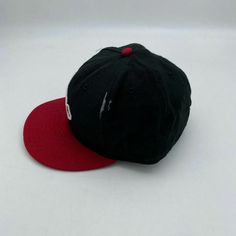 Condition: Used: Seller Notes: Pre Owned used cap in good condition, no major damage, has stain, spots and marks but overall vintage condition. See Pictures for clarity.It measures approximately Size 7 3/8, 58.7 cm Brand: New Era Gender: Unisex Adult Material: 100% Wool Size: 7 3/8 Color: Red Country/Region of Manufacture: China Team: Cincinnati Reds Product: Cap, Hat Model: 59 FIFTY Hiking Bags, Nba Jacket, Hat Model, Rare Clothing, Army Cap, Army Pants, Hiking Bag, Tommy Hilfiger Vintage, Vintage Sneakers