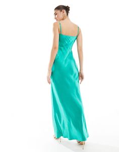 Vestido de Pretty Lavish Démosle un aplauso a ese vestido Cuello desbocado Tiras ajustables Cierre de cremallera Corte estándar Pretty Lavish, Verde Jade, Formal Dresses Graduation, Satin Maxi Dress, Long Sleeve Floral Dress, Satin Slip Dress, Maxi Dress Trend, Hoodies For Sale, Prom Party Dresses