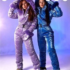 Size L Women’s Ski Suit With Faux Fur Hood, Comes With Gloves, Belt And Fannie Pack. Snowsuits For Women, Womens Snowboarding, Jumpsuit Winter, Down Suit, Jumpsuit For Women, Steel Accessories