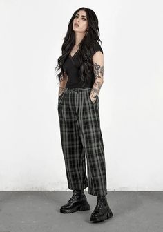 Bittersweet Check Pants – Disturbia Alternative Fall Fashion, Post Punk Fashion, Stomper Boots, Edgy Capsule Wardrobe, Punk Fashion Women, Smart Casual Jeans, Corp Goth, Tartan Pants, Corporate Goth