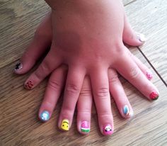 Paloma Mani Pedi certificate Girls Nail Designs, Nail Designs Pictures Nail Art Motif, Nail Art For Girls, Nail Art Simple, Kids Nail Designs, Girls Nail Designs, Kids Nail Polish, Kawaii Nail Art, Nail Art For Kids, Nail Designs Pictures