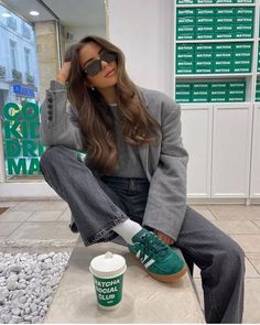 Adidas Samba Green Outfit Women, Colorful Sambas Outfit, Adidas Spezial Outfit Woman, Gazelle Adidas Women Outfit, Adidas Gazelle Green Outfit, Adidas Spezial Green, Peru Outfits, Adidas Gazelle Green, Adidas Sneakers Outfit