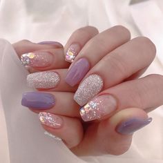 Maquillage Yeux Cut Crease, Pastel Nail Art, Nails Yellow, Valentine Nails, Her Nails, Sparkle Nails, Spring Nail Art, Trendy Nail Art, Amazing Photo